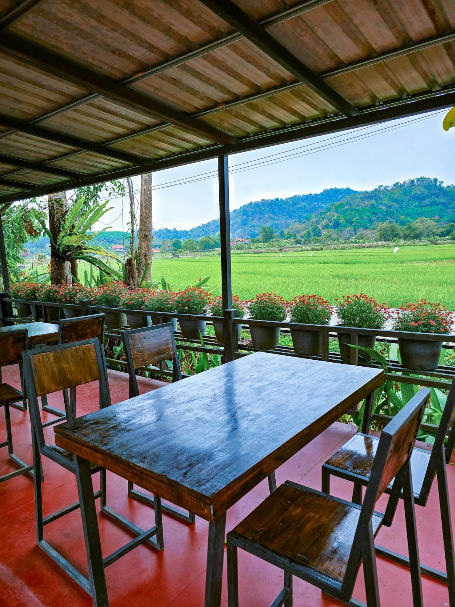 Wisma tamu Baan Sin Suk 3*